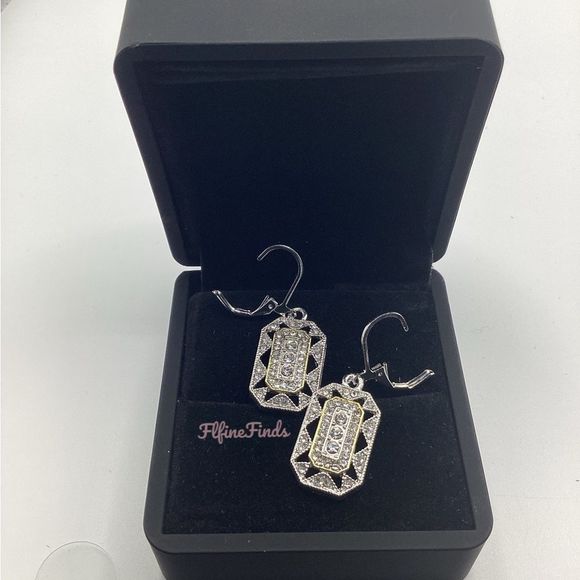 - 💖 Art deco Silver Tone  Diamond Pave geometric octagon drop earrings💖 - Picture 6 of 16